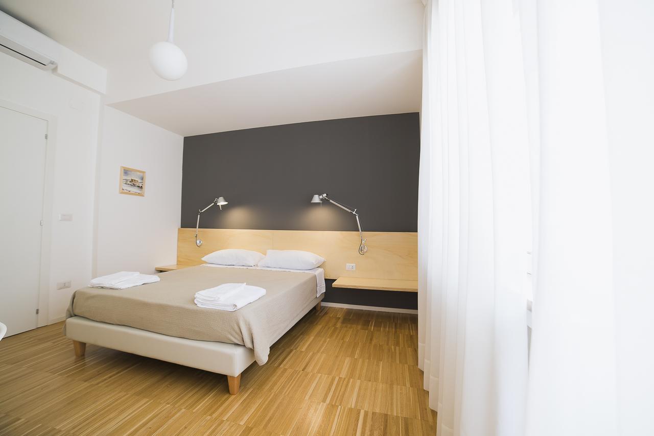 Le Stanze Di Piazza Dei Martiri Bed & Breakfast Naples Exterior photo